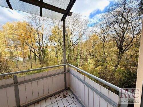 Balkon - 3 Zimmer Etagenwohnung in Laufen