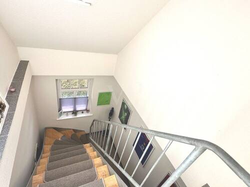 Treppe DG Wohnung 2 Beedenbostel - 