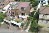 Hausansicht Straße - 5 Zimmer Doppelhaushälfte zum Kaufen in Leonberg-Höfingen