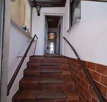 Großes Grundstück mit Haus und Nebengebäude - Ludwigshafen am Rhein Oggersheim