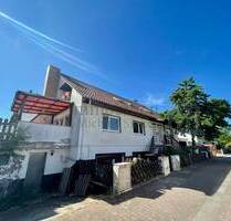 Mehrfamilienhaus in Hamm am Rhein mit großem Potenzial für ein 4-5 Familienhaus