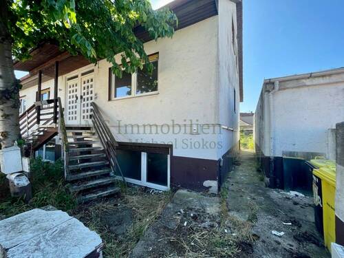 Hausansicht 3 - 1 Zimmer Mehrfamilienhaus, Wohnhaus in Hamm am Rhein