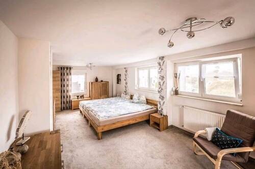 Schlafen Eltern - Einfamilienhaus mit 143,80 m&sup2; in Borna b Leipzig zum Kaufen