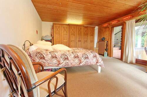 Schlafzimmer EG (2) - 