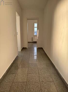 dc97b99a-b7cc-45d3-9f7c-03aaa71ef64f - 