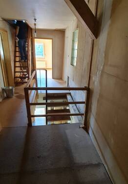 Blick auf Treppenhaus, Diele 1. OG.jpg - 