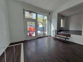 Verkaufsbereich - 7 Zimmer Gewerbeobjekt (Büro, Produktion, Verkauf) zur Miete in Berlin