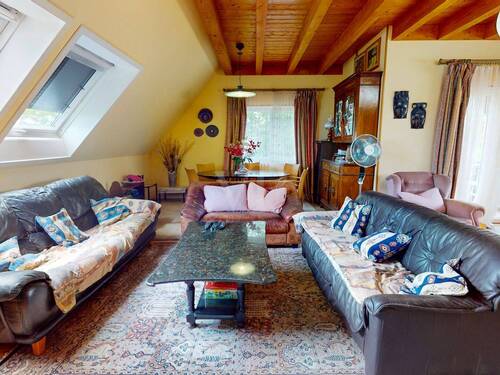Zusätzlicher Essbereich im Wohnzimmer - 