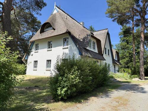 Hausansicht - 2 Zimmer Etagenwohnung zum Kaufen in Zingst