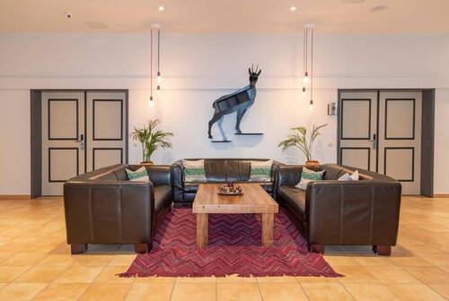 Lobby - 