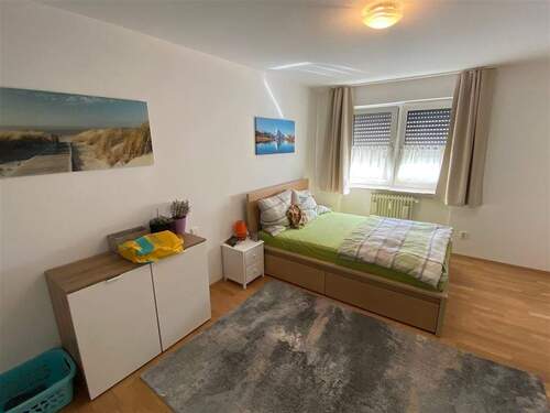 Schlafzimmer - 2 Zimmer Etagenwohnung in Germering