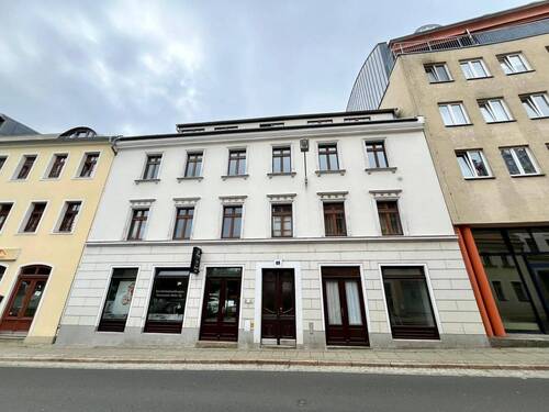 Zentrales Wohngebäude - 