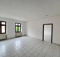 geräumige und zentrale 2-Raumwohnung mit separater Küche und Wanne ! - Görlitz Innenstadt