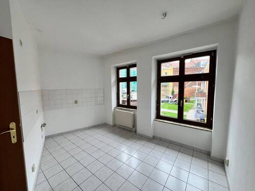 Helle Küche mit Fenster - Etagenwohnung mit 66,00 m² in Görlitz zur Miete