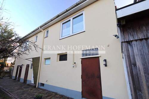 V10007 Rückansicht 2 - 