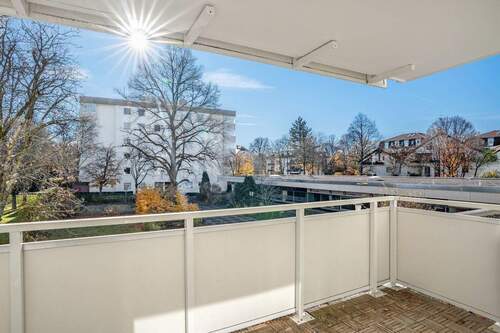 Großzügiger Süd-Balkon. - 