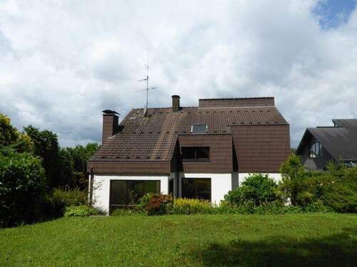 Ansicht vom Garten - Sommerhalde 2: Großes Einfamilienhaus in Top Lage in Gaggenau