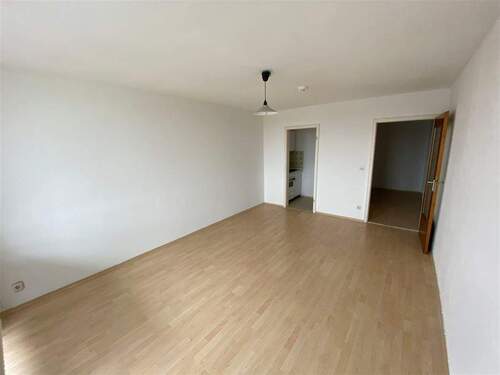 Zimmer Ansicht 2 - Etagenwohnung mit 33,00 m² in Puchheim zum Kaufen