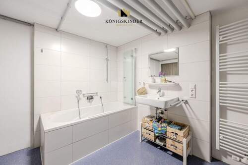 Bad 2 & Wäscheraum - 