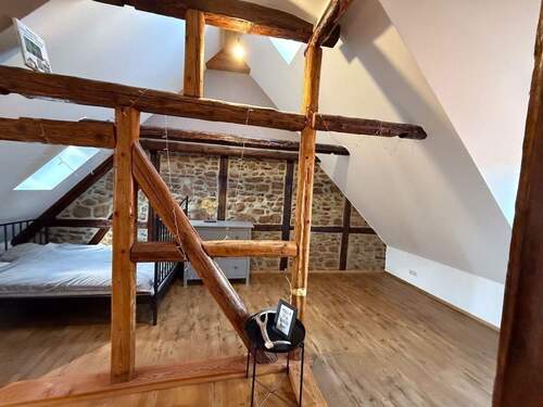 004020156800_302_360_11112025045625791 - 