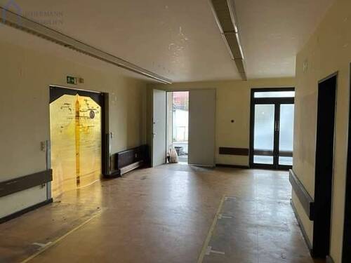 Flur - Büro mit 185,00 m&sup2; in Schenklengsfeld zur Miete