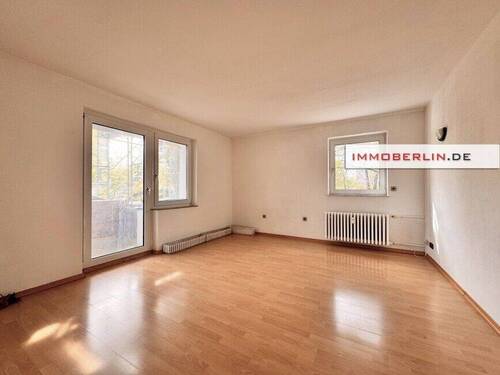 2 - 3 Zimmer Etagenwohnung in Berlin