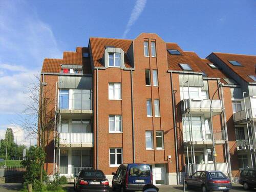 Front - Schöne 2-Zimmer-Wohnung - 760,00&nbsp;EUR Kaltmiete, ca.&nbsp; 68,00&nbsp;m&sup2;&nbsp;Wohnfl&auml;che