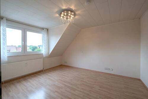 Gemütliches Schlafzimmer.webp - 
