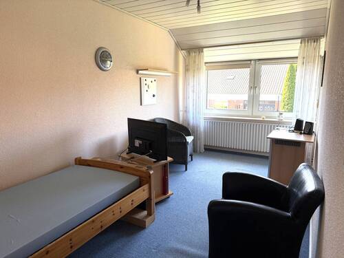 Kind/Büro/Gast 1 - 