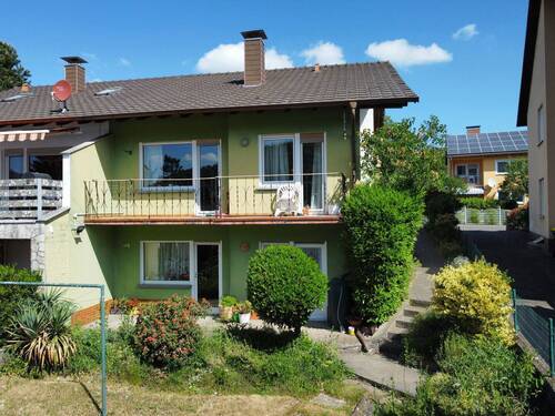 Bild 1 - Doppelhaushälfte als Bungalow in top Lage!