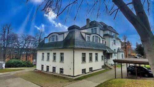 Obere Gebäudeansicht - 1 Zimmer Büro zum Kaufen in Auerbach