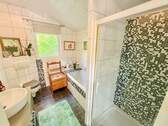 Badezimmer - Mehrfamilienhaus, Wohnhaus mit 63,00 m² in Alpenrod / Dehlingen zum Kaufen