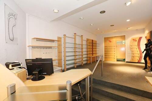 Geschäft 1 Laden 4 - 