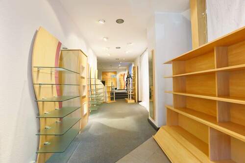 Geschäft 1 Laden 2 - 