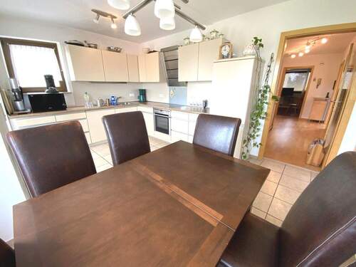 Esszimmer mit Küche - 