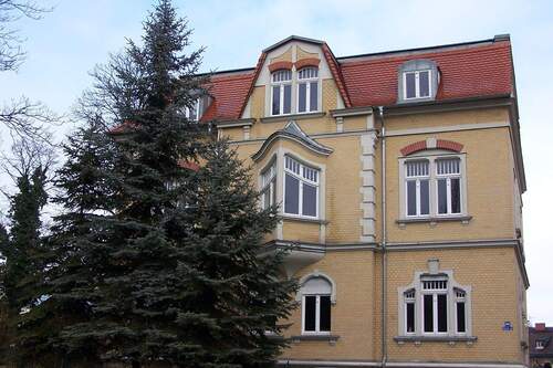 009-00 2335.JPG - 4 Zimmer Etagenwohnung in Weißenfels