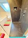 Modernes Badezimmer DG - 