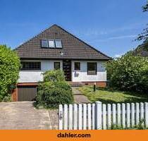 Gepflegtes Einfamilienhaus mit großzügigem Grundstück in begehrter Lage - Hamburg / Poppenbüttel