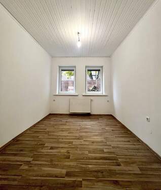 Kinderzimmer/Büro EG - 