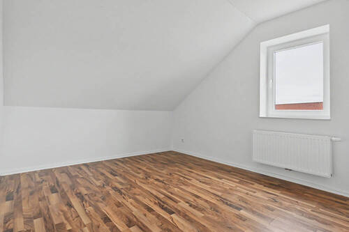 Schlafzimmer DG 1 - 