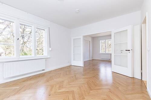 Wohnzimmer - 3 Zimmer Etagenwohnung zum Kaufen in Berlin