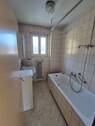 Bad mit Wanne EG - 
