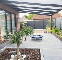 Neuwertige Haushälfte mit Einbauküche in ruhiger Wohnlage! - Norden Bargebur