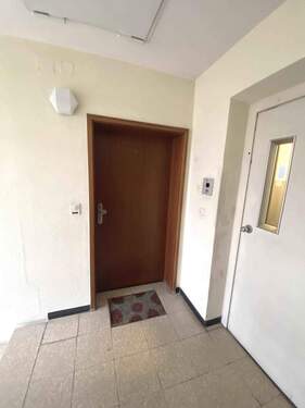 Wohnungstür aussen - 