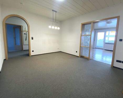 Essdiele m Tür zu Wohnzimmer - 