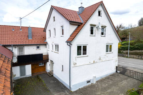 Südwestansicht - 6 Zimmer Doppelhaushälfte zum Kaufen in Burladingen