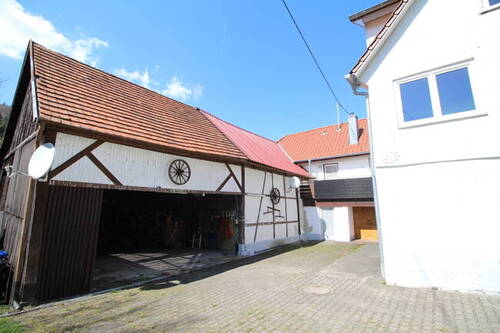 Innenhof - Doppelhaushälfte mit 129,00 m&sup2; in Burladingen zum Kaufen