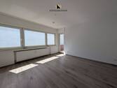 1. Schlafzimmer 2OG - Mehrfamilienhaus, Wohnhaus mit 277,00 m&sup2; in Sindelfingen zum Kaufen