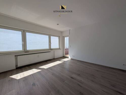 1. Schlafzimmer 2OG - Mehrfamilienhaus, Wohnhaus mit 277,00 m&sup2; in Sindelfingen zum Kaufen