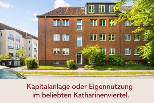 Hausansicht - 3-Zimmer-Wohnung mit Stellplatz - Innenstadt & Wald nur 5 Gehminuten entfernt